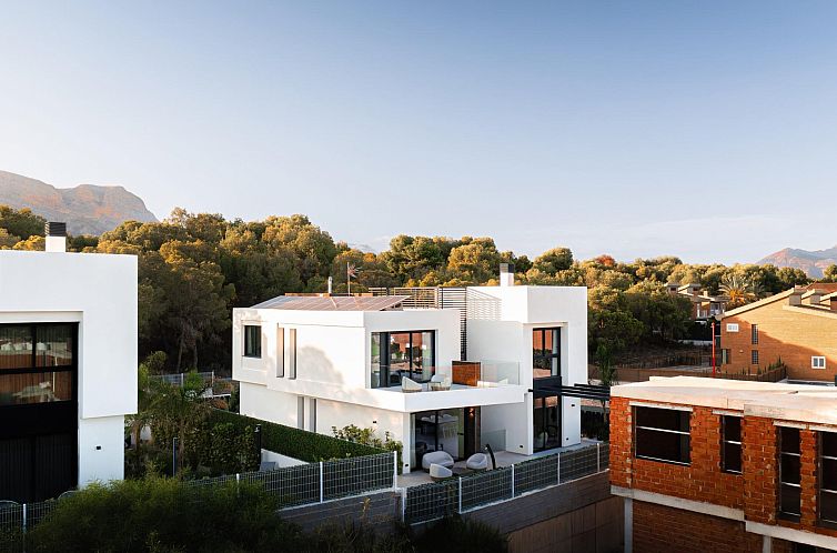 Vrijstaande woning in La Nucía