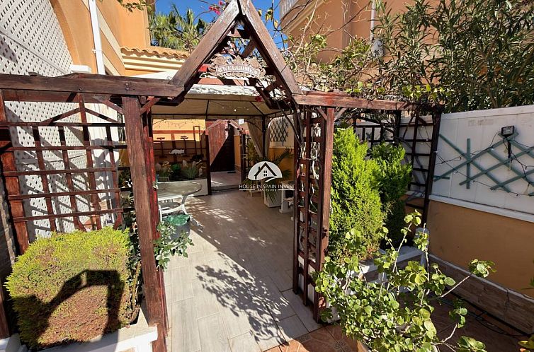 Vrijstaande woning in Lo Crispin