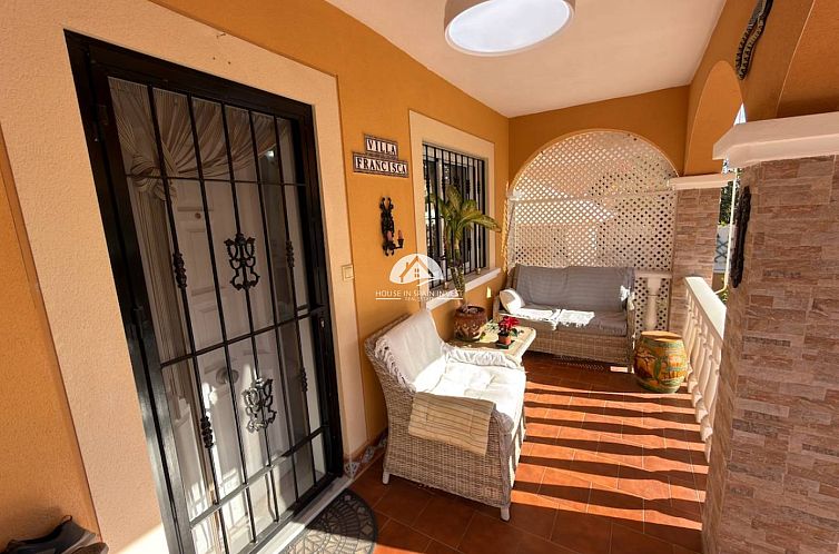 Vrijstaande woning in Lo Crispin