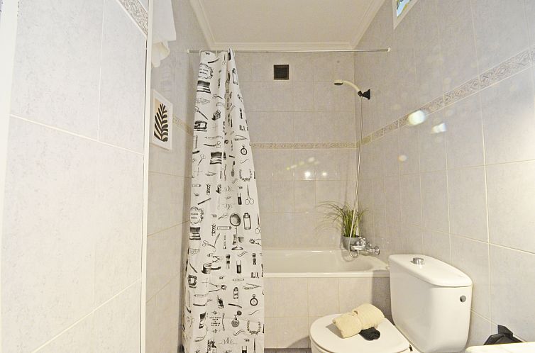 Vrijstaande woning in Sax