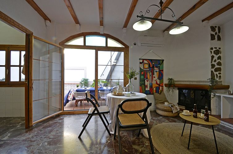 Vrijstaande woning in Sax
