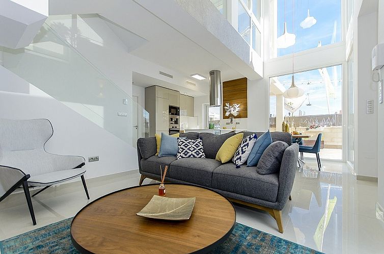 Vrijstaande woning in Los Montesinos