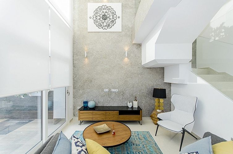 Vrijstaande woning in Los Montesinos