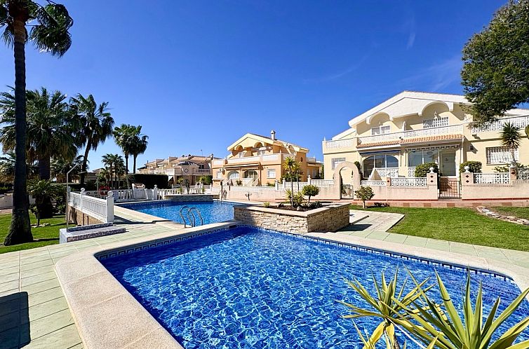 Geschakelde woning in Ciudad Quesada