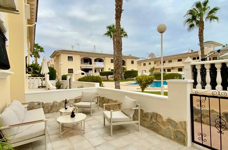 Casa Mirabrisa