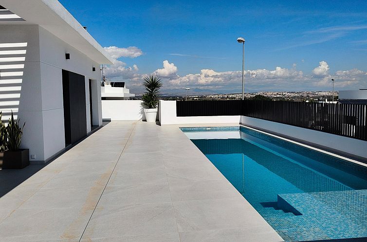Vrijstaande woning in Ciudad Quesada