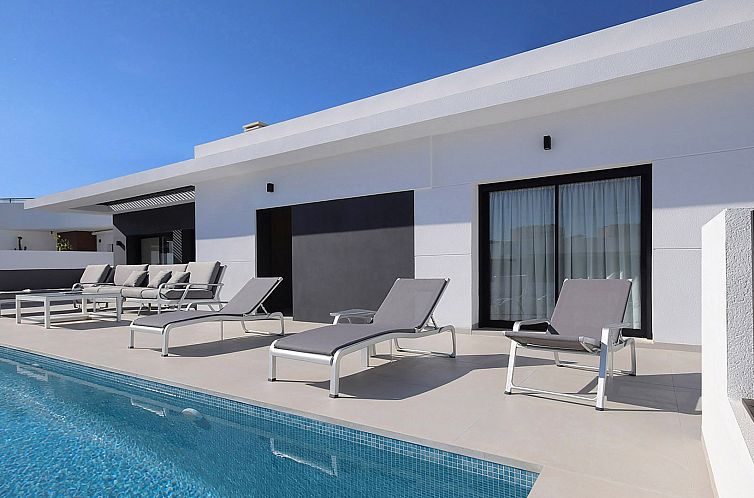 Vrijstaande woning in Ciudad Quesada