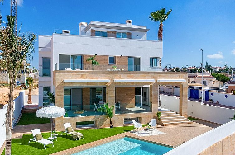 Vrijstaande woning in Ciudad Quesada