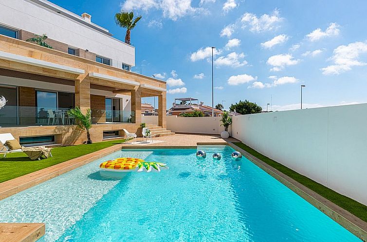 Vrijstaande woning in Ciudad Quesada