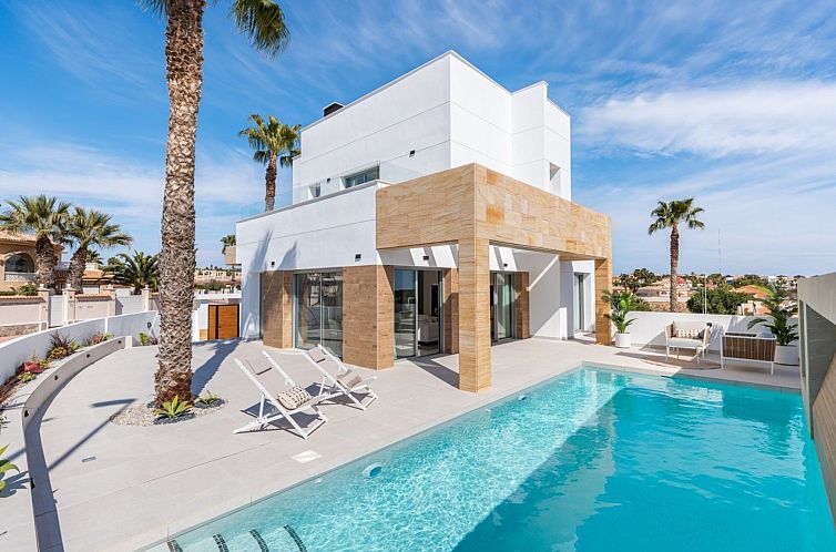 Vrijstaande woning in Ciudad Quesada