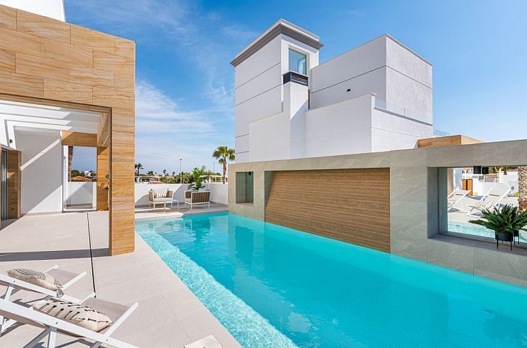Vrijstaande woning in Ciudad Quesada