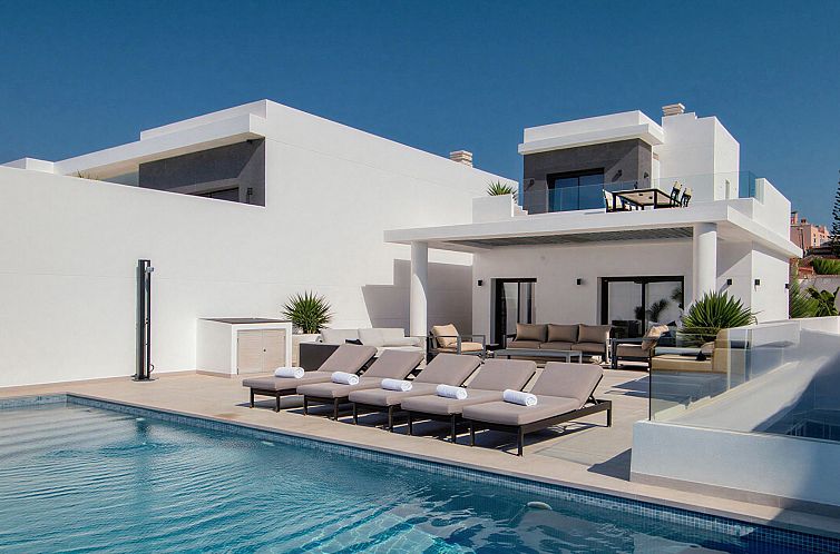Vrijstaande woning in Ciudad Quesada