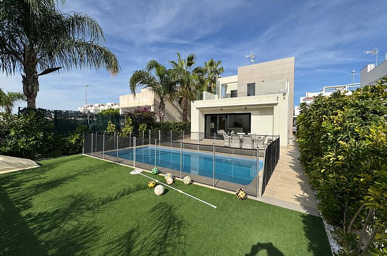 Vrijstaande woning in Ciudad Quesada