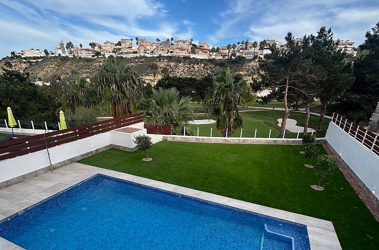 Vrijstaande woning in Ciudad Quesada