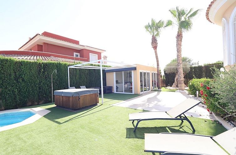 Vrijstaande woning in Ciudad Quesada