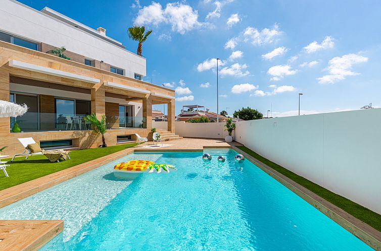 Vrijstaande woning in Ciudad Quesada
