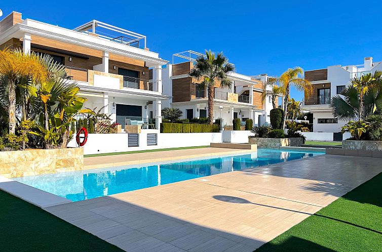 Vrijstaande woning in Ciudad Quesada