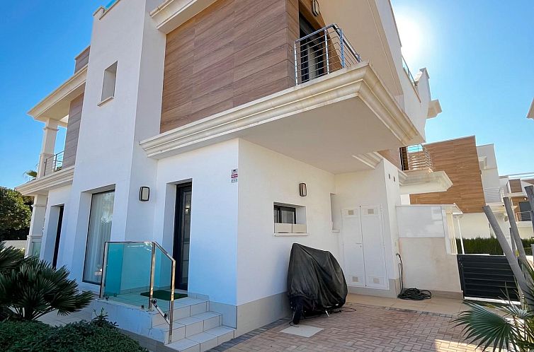 Vrijstaande woning in Ciudad Quesada