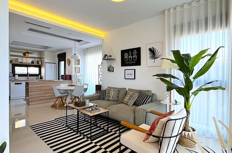 Vrijstaande woning in Ciudad Quesada