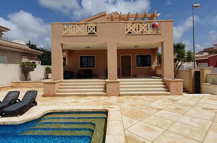 Vrijstaande woning in Ciudad Quesada