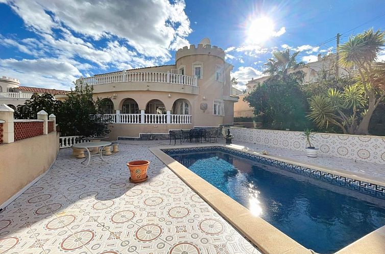 Vrijstaande woning in Ciudad Quesada