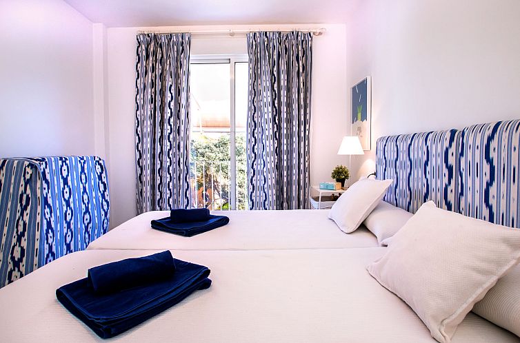 Appartement Jardine de Bolonia Plus