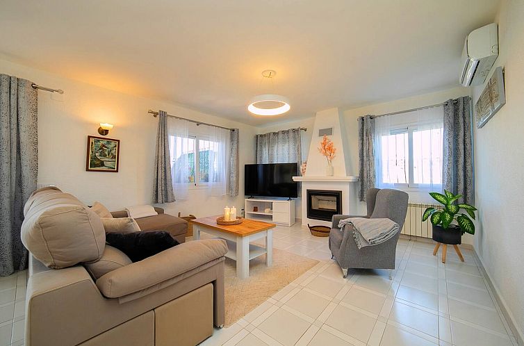 Vrijstaande woning in Benimantell