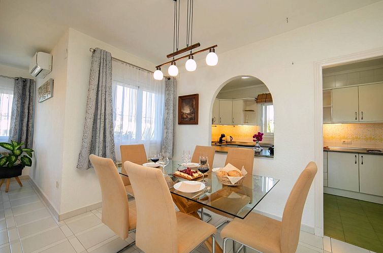 Vrijstaande woning in Benimantell
