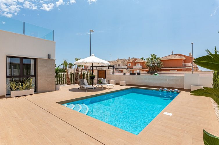 Vrijstaande woning in Rojales