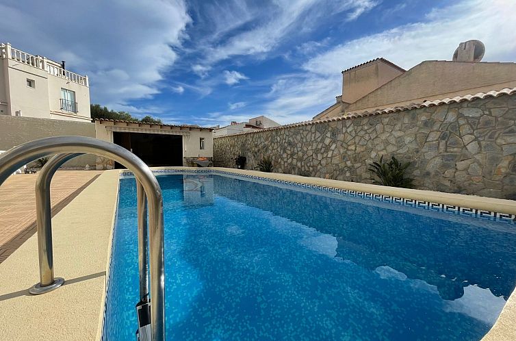 Vrijstaande woning in Rojales