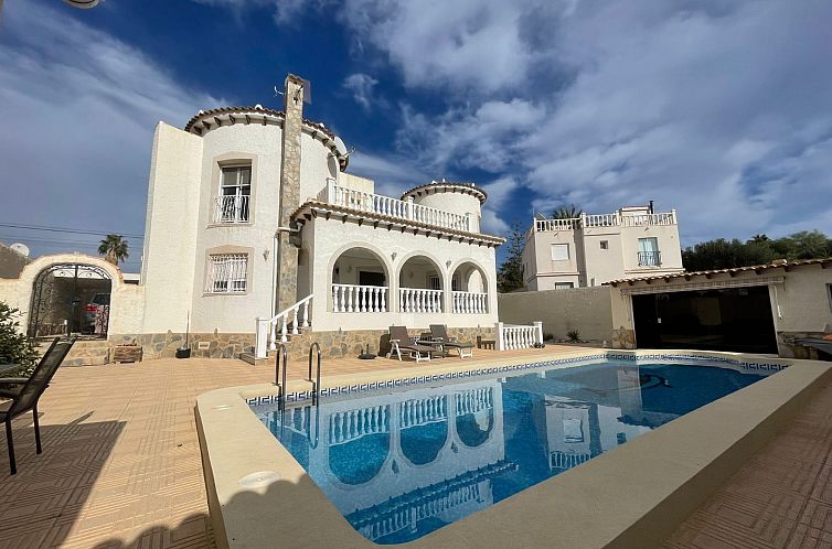 Vrijstaande woning in Rojales