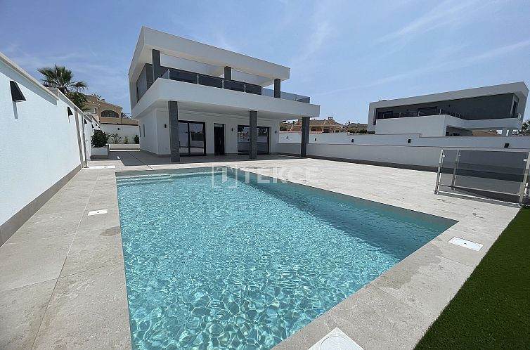 Vrijstaande woning in Rojales