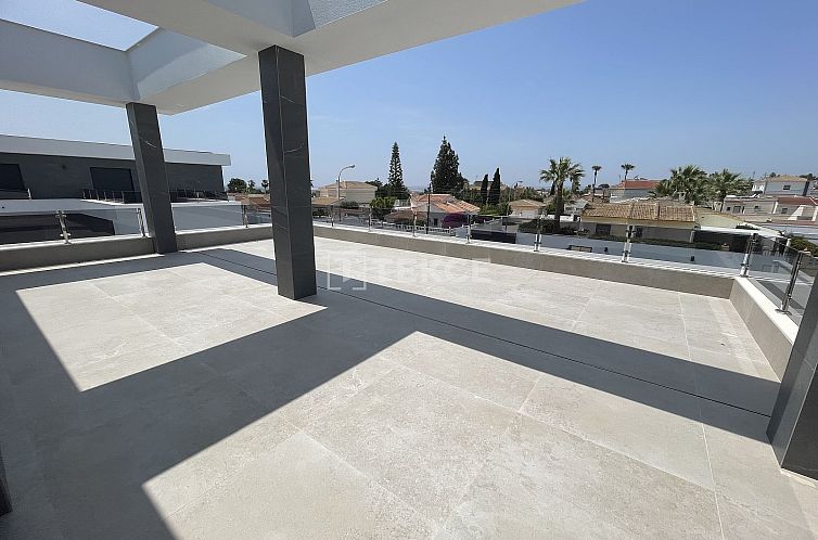 Vrijstaande woning in Rojales