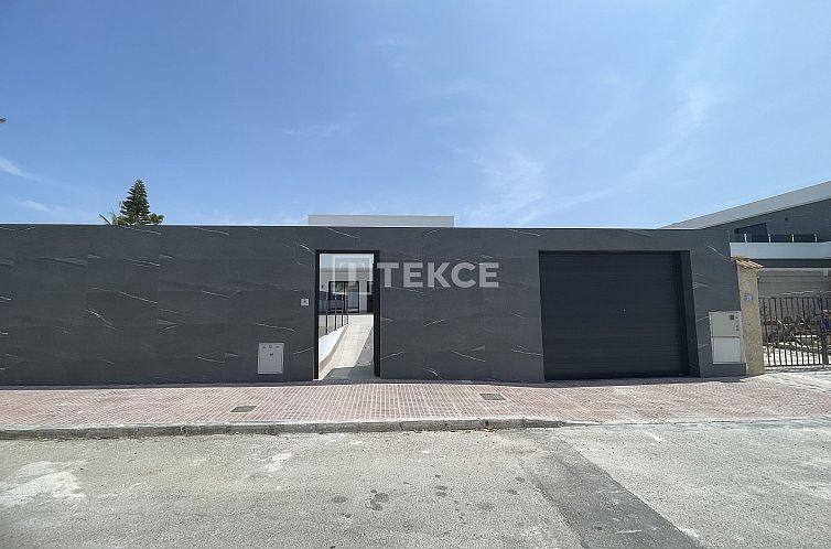 Vrijstaande woning in Rojales