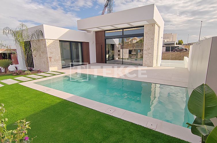 Vrijstaande woning in Rojales