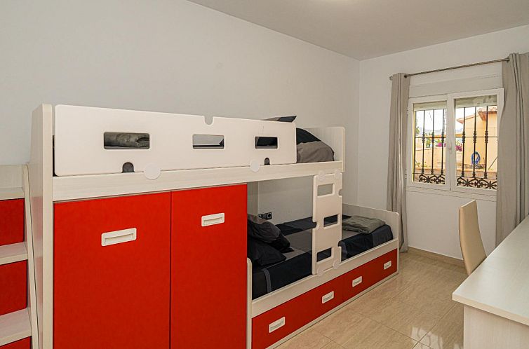 Vrijstaande woning in Orba