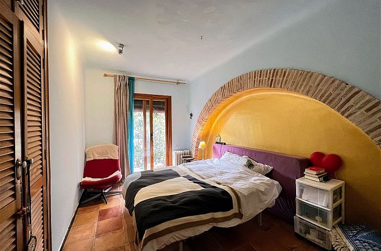 Geschakelde woning in Orba