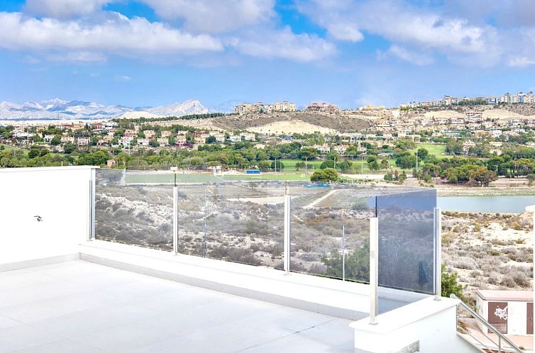 Vrijstaande woning in Muchamiel