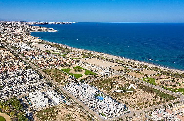 Geschakelde woning in Torre de la Horadada