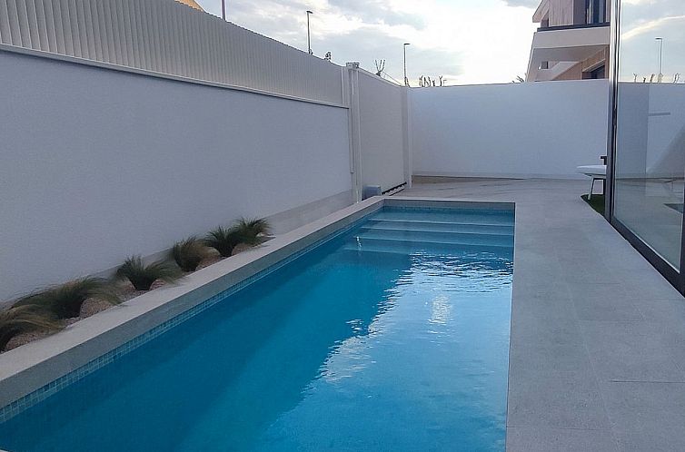 Vrijstaande woning in Torre de la Horadada