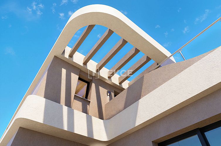 Vrijstaande woning in Daya Nueva