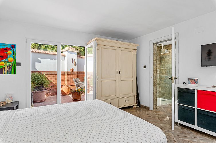 Vrijstaande woning in Daya Nueva