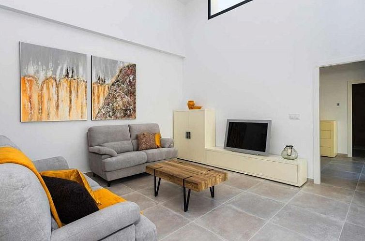 Vrijstaande woning in Daya Nueva