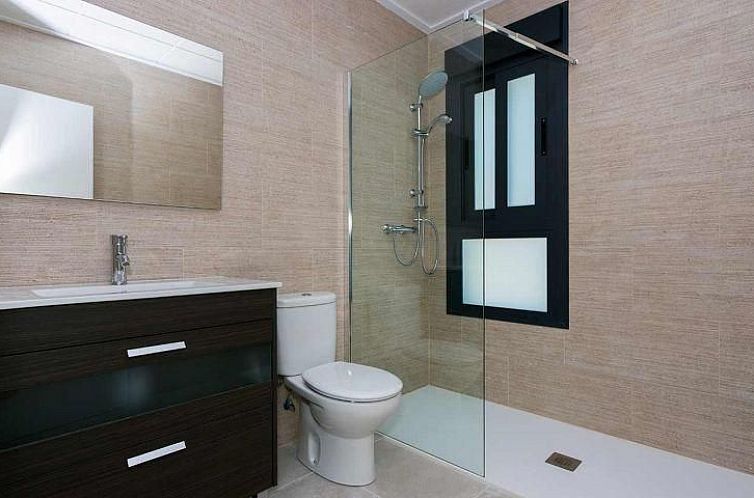 Vrijstaande woning in Daya Nueva