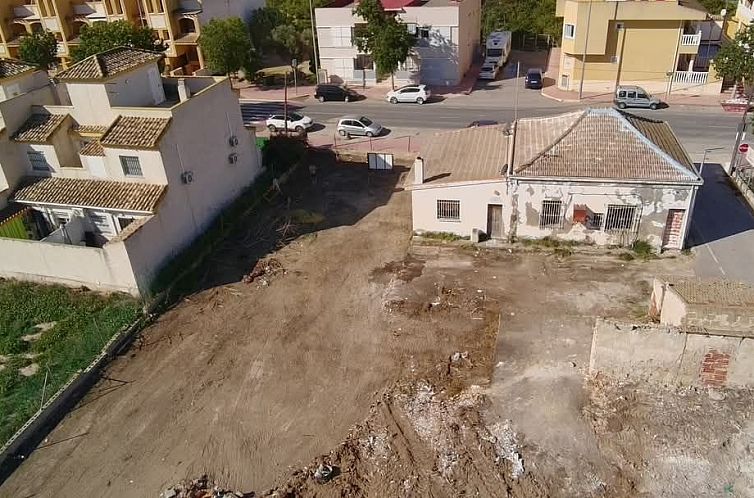Geschakelde woning in Daya Nueva