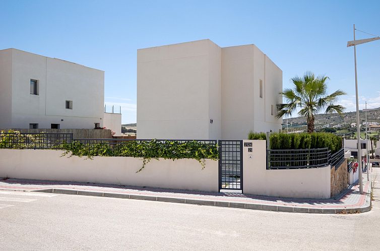 Vrijstaande woning in Algorfa