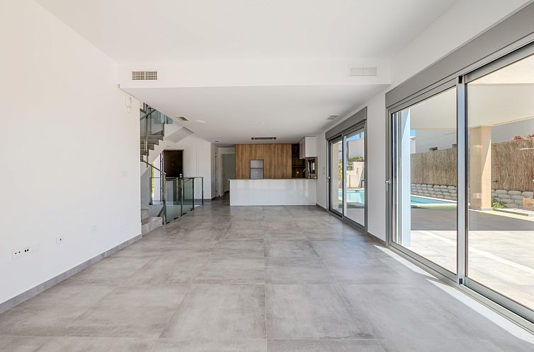 Vrijstaande woning in Algorfa