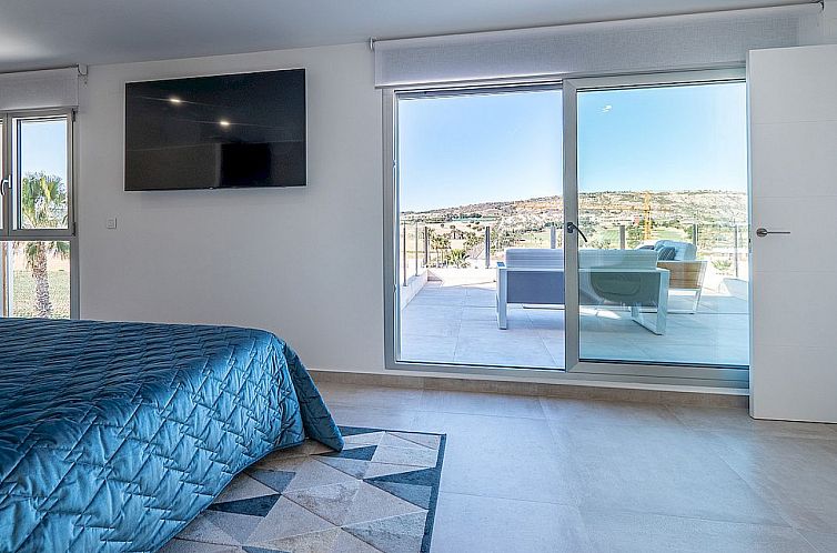 Vrijstaande woning in Algorfa