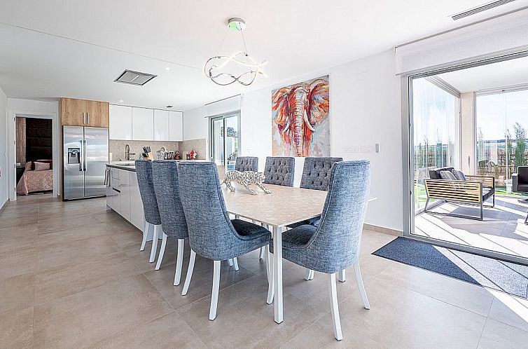 Vrijstaande woning in Algorfa