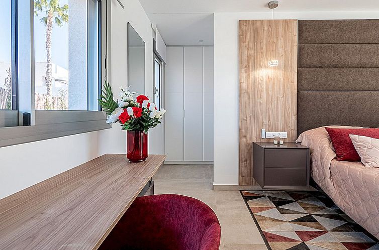 Vrijstaande woning in Algorfa